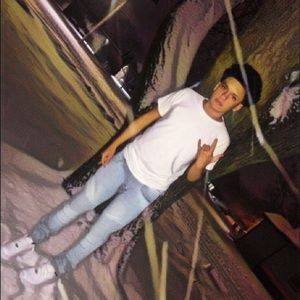 Meet your Posher, Jason